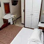 Business Hotel