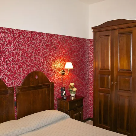 Business Hotel