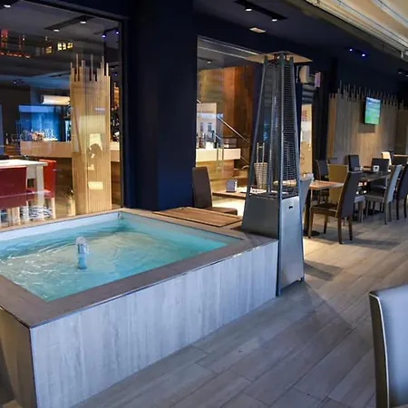 Ξενοδοχείο Business