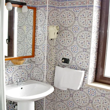 Business Hotel 3*