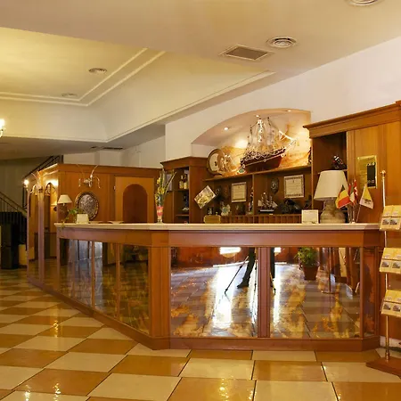 Business Hotel 3*