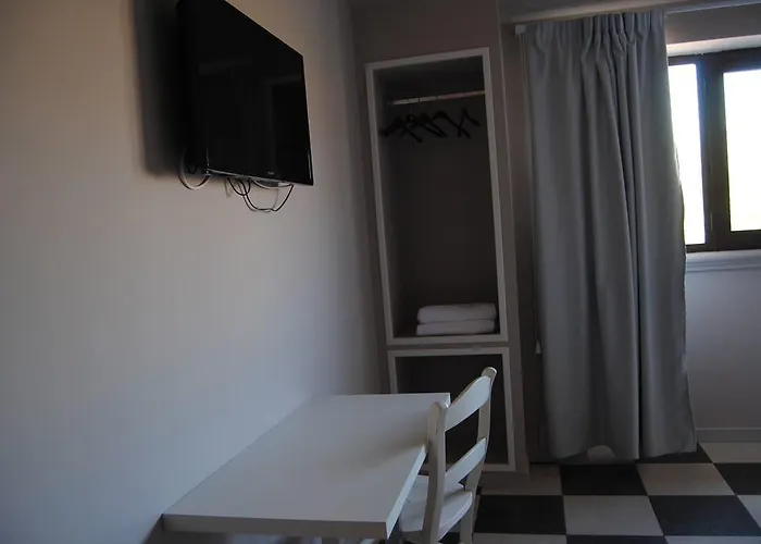 Ξενοδοχείο Business 3*